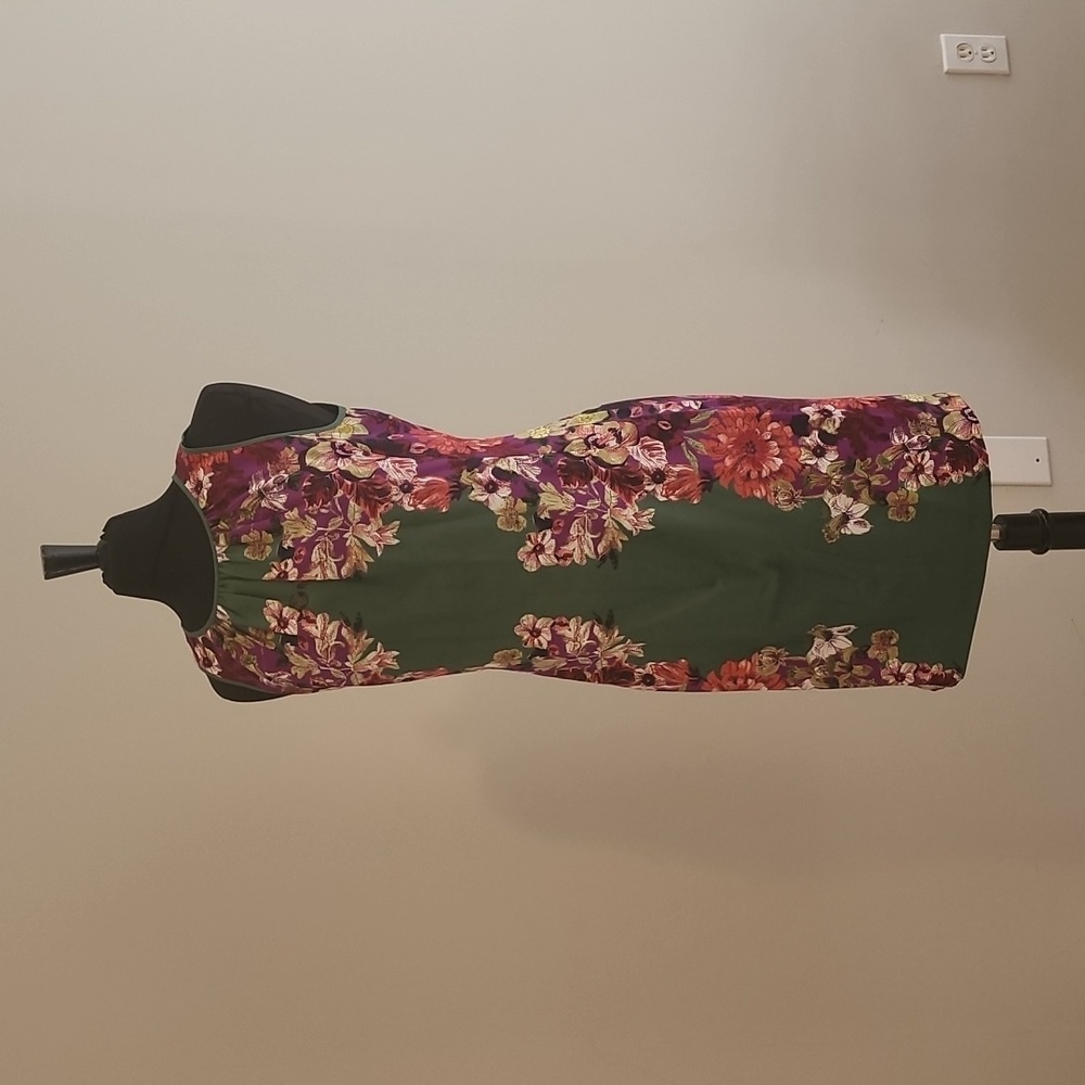 NWT Sleeveless Green & Purple Floral Dress